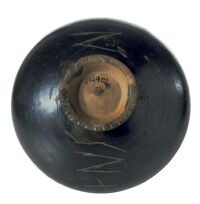 Ciotola con graffito