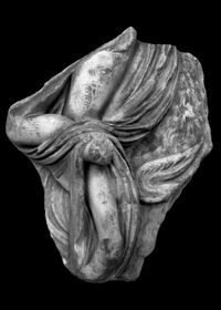 statua