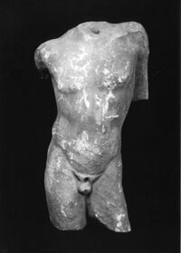 statua maschile