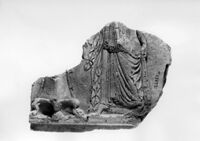 lastra di coronamento