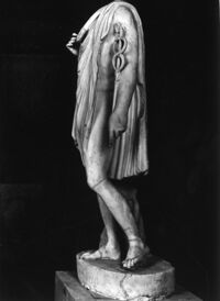 statua