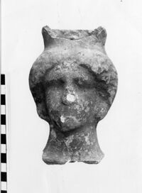 busto femminile votivo