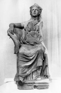statua femminile votiva
