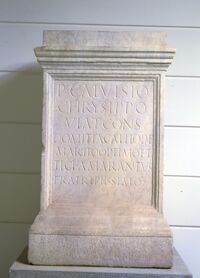 Ara sepolcrale di P. Calvisius Chrisippus