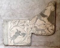 Mosaico con erote desinente racemi