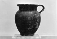 oinochoe a bocca rotonda
