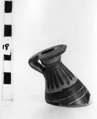 alabastron piriforme