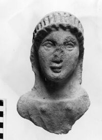 busto femminile votivo