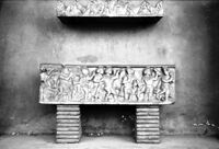 Sarcofago con thiasos di eroti musicanti