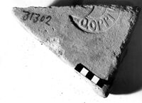 laterizio/ frammento/ con bollo