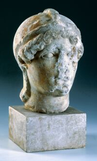 Testa di Athena elmata