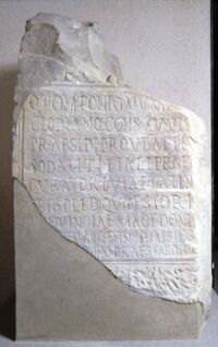 Base del console Q. Pomponius Clodianus