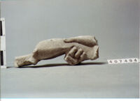 statua/ mano