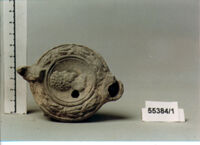 LUCERNA A BECCO CUORIFORME