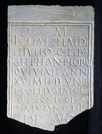 Stele sepolcrale di Iulia Lais