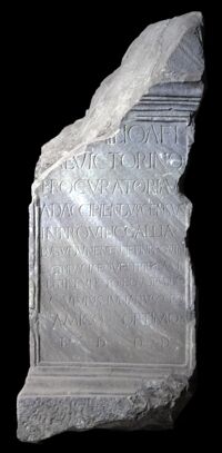 Base onoraria di Victorinus