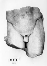 statua maschile