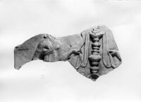 lastra di coronamento