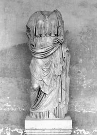 statua votiva