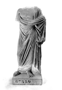 Statuetta di Ascelpio: tipo Amelung