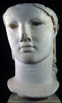 Testa di Atena tipo Carpegna