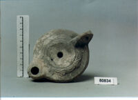 LUCERNA A BECCO CUORIFORME