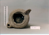 LUCERNA A BECCO CUORIFORME