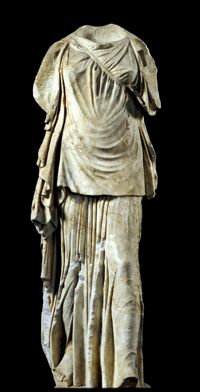 Statua di Artemide tipo Colonna