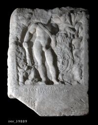 Rilievo con dedica ad Ercole