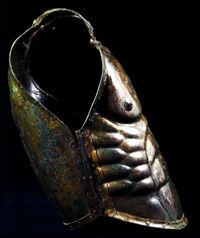 Panoplia di Lanuvio, corazza