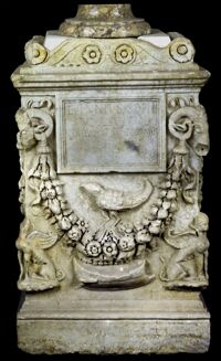 Ara di Lucius Pinnius Celsus