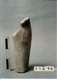 statua/ braccio