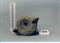 LUCERNA A BECCO CUORIFORME