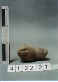MANO DI STATUETTA