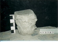 CAPITELLO CORINZIO A FOGLIE LISCE