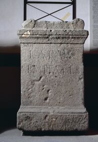 Ara dei Lares Semitales