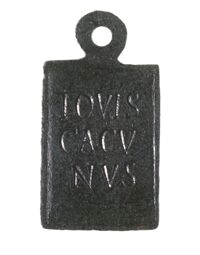 Lamina con dedica a Iuppiter Cacunus