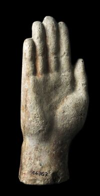 Mano votiva