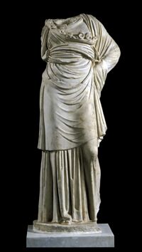 Statua acefala di Atena: tipo Vescovali-Arezzo