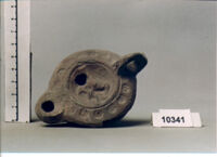 LUCERNA A BECCO CUORIFORME