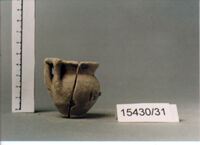 CRATERE A COLONNETTE