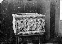 Piccola urna funeraria