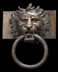 Testata di baglio a protome leonina