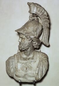 Rilievo con testa di Marte elmata