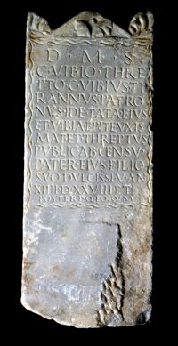 Stele sepolcrale di C. Vibius Threptus