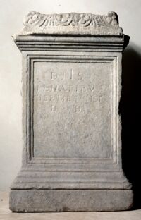 Ara dedicata ai Penati