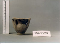 CRATERE A COLONNETTE