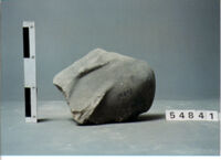 statua femminile/ busto