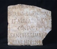 Lastra sepolcrale dedicata da Diadumenus