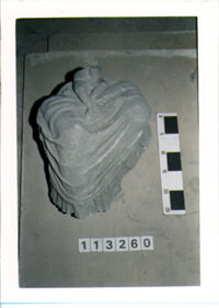 statua femminile